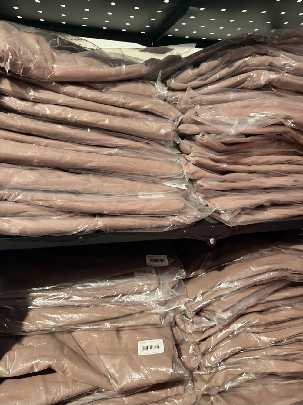 200 PIECES OF FIGS SCRUB WHOLESALE - Picture 7 of 8